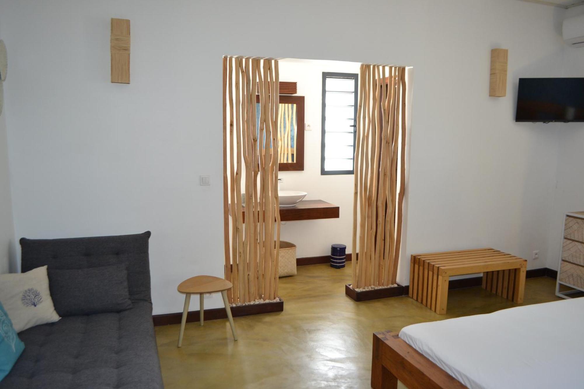 Kily House Hotel Morondava Exterior photo